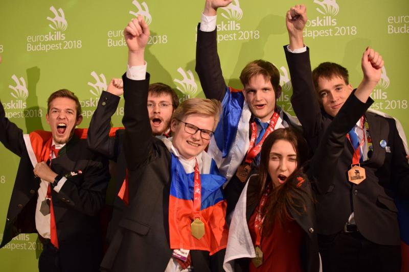 Slovenski dobitniki odličij na EuroSkills 2018